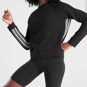 EUC Athleta 24/7 Striped Crew Sweatshirt